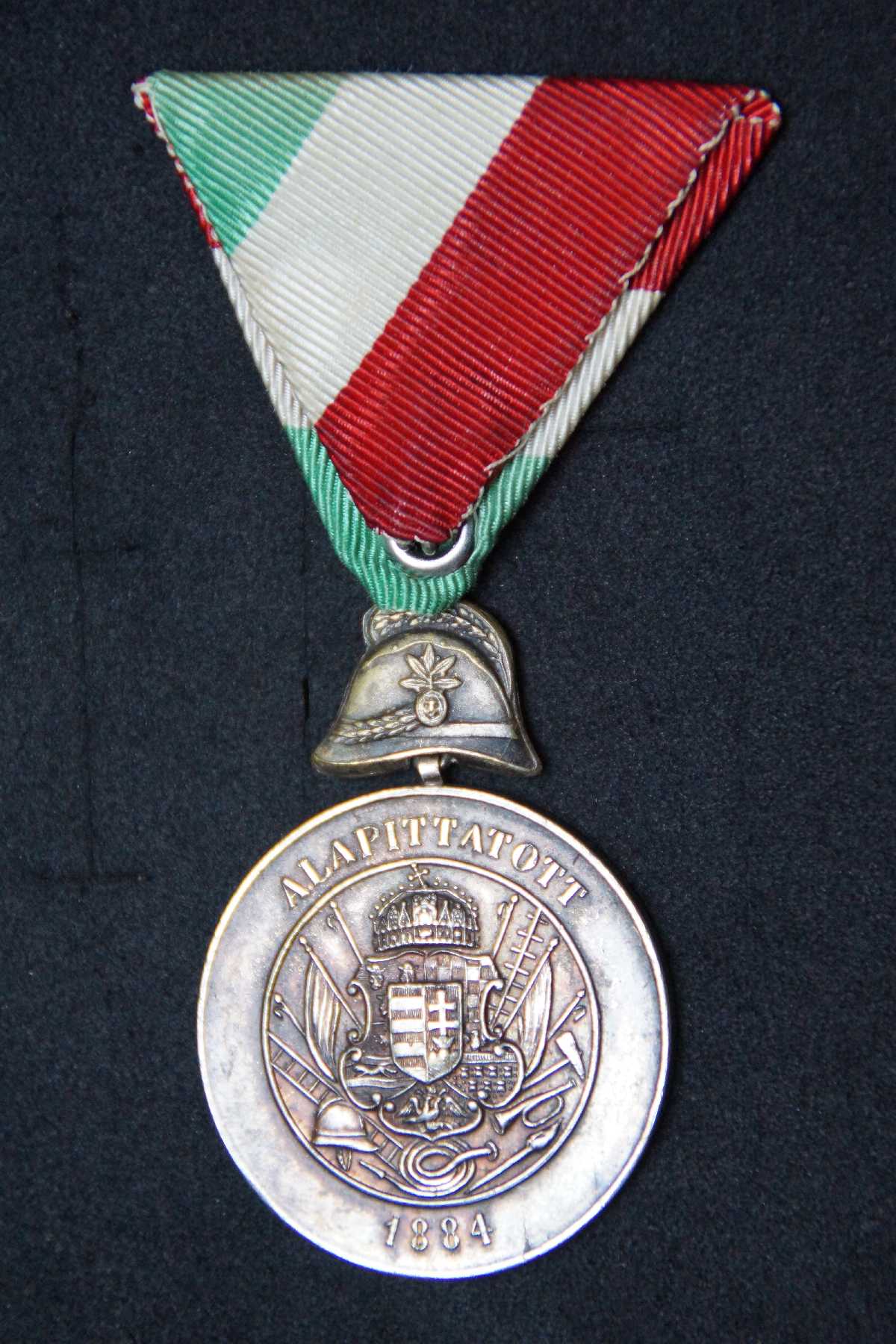 1902 Ungarn DM XX Jahre revers Helm verkehrt